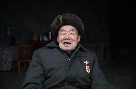 &ldquo;死守陣地，決不能后退一寸&rdquo;&mdash;&mdash;記抗美援朝老兵黃忠茂