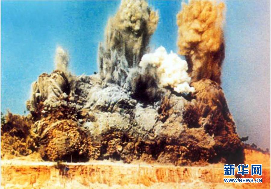 （新華全媒頭條&middot;壯闊東方潮　奮進新時代&mdash;&mdash;慶祝改革開放40年&middot;圖文互動）（1）從追趕時代到引領時代&mdash;&mdash;從深圳發展奇跡看中國改革開放40年 