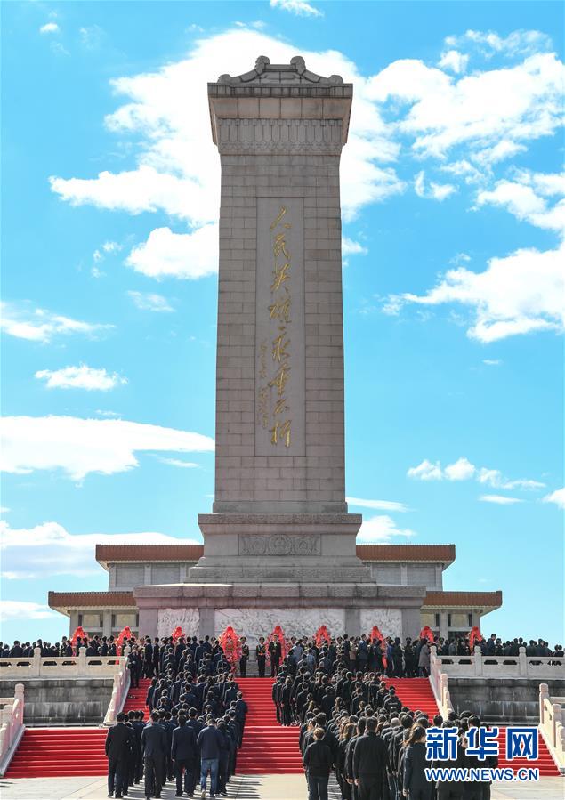 （新華全媒頭條&middot;圖文互動）（1）致敬英烈 捍衛榮光&mdash;&mdash;寫在英雄烈士保護法實施后首個烈士紀念日