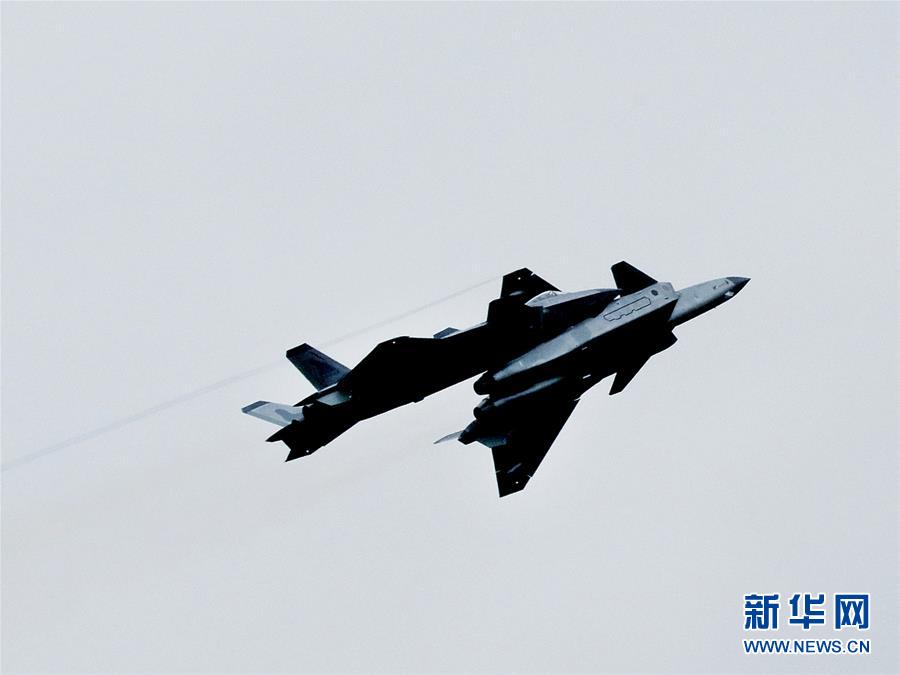 （圖文互動）&ldquo;殲-20，你不要飛得那么快&hellip;&hellip;&rdquo;