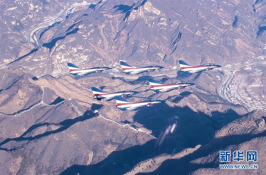 (人民空軍70年·圖文互動)(6)我愛祖國的藍天——空軍強軍主題紀念封8張“同框照”背后的故事