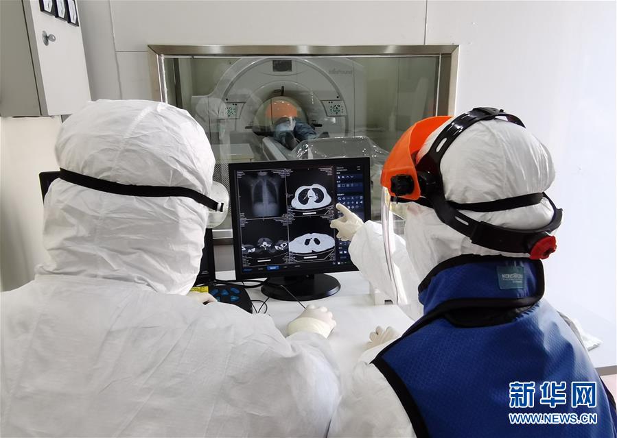 (在習近平新時代中國特色社會主義思想指引下——新時代新作為新篇章·習近平總書記關切事·圖文互動)(9)高擎利劍驅疫魔——科研攻關助力湖北戰“疫”記