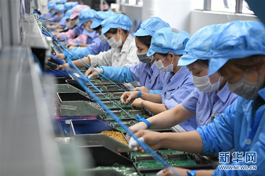 (新華全媒頭條·圖文互動(dòng))(7)春天,匯聚復(fù)蘇的力量——寫在2020年首季中國(guó)經(jīng)濟(jì)收官之際