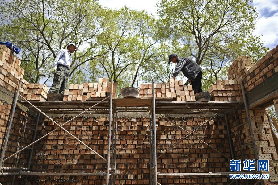 （在習(xí)近平新時代中國特色社會主義思想指引下&mdash;&mdash;新時代新作為新篇章&middot;習(xí)近平總書記關(guān)切事&middot;圖文互動）（6）六盤山下的誓言&mdash;&mdash;來自寧夏的脫貧故事