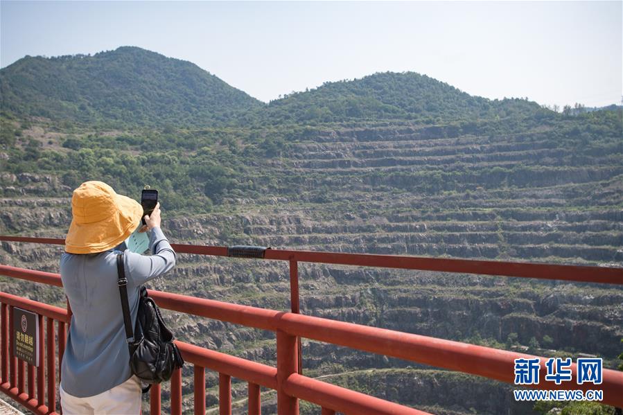 （走向我們的小康生活&middot;圖文互動）（2）游客來了，小康近了&mdash;&mdash;生態旅游引領湖北山區蝶變二三事