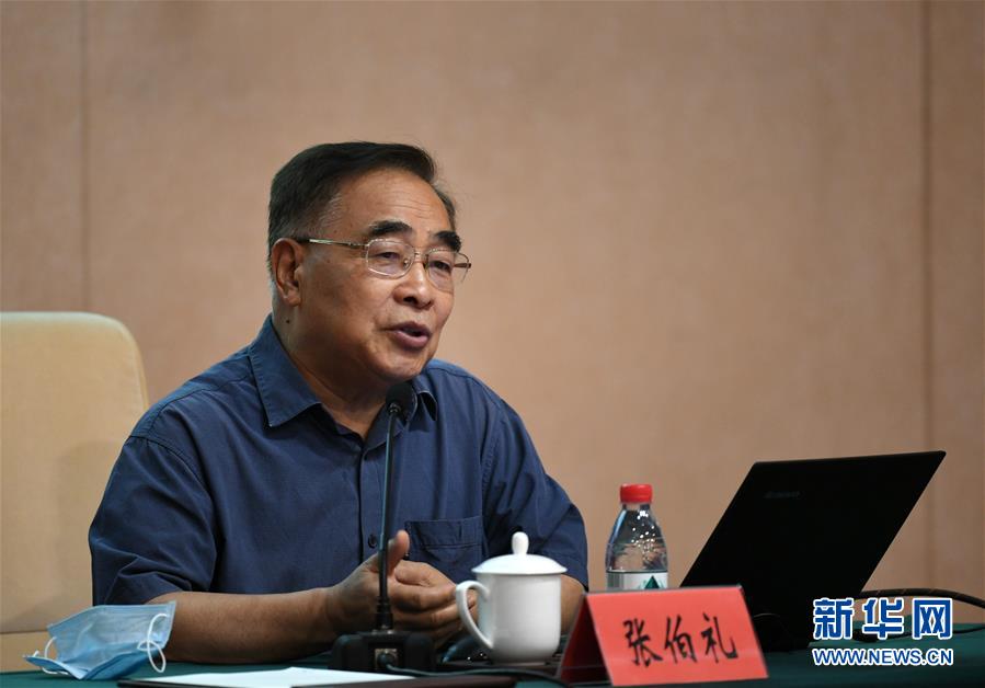 (抗疫先進(jìn)事跡·圖文互動(dòng))(3)張伯禮:用“中國方案”抗擊疫情