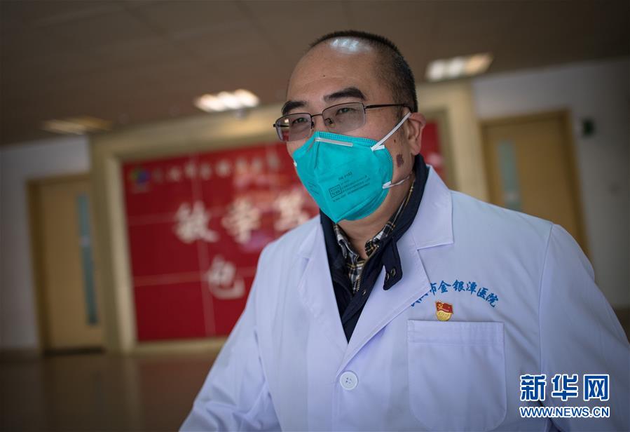 （抗疫先進事跡&middot;圖文互動）（3）張定宇：疫情&ldquo;暴風眼&rdquo;里，&ldquo;漸凍&rdquo;之軀與時間賽跑