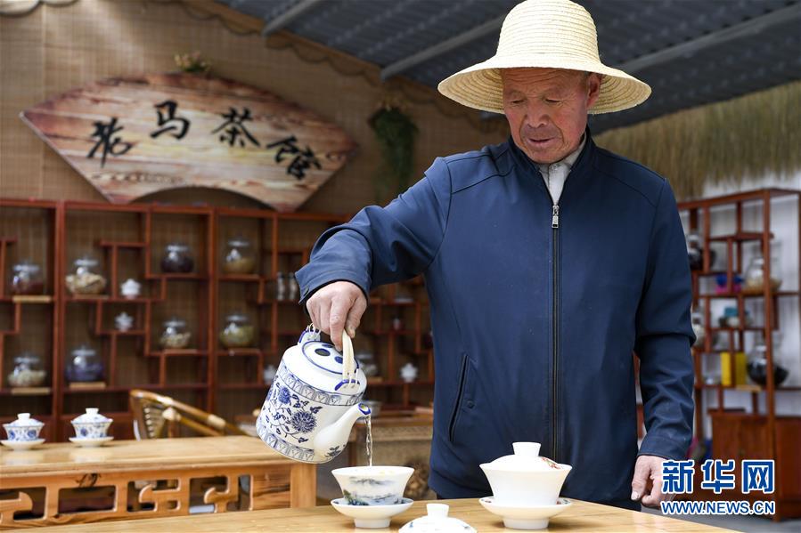（新華全媒頭條&middot;圖文互動）（5）初夏，循著總書記的腳步探訪產業扶貧新事