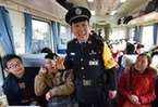 太原鐵路局&ldquo;快板乘警&rdquo;史恩禮：用快樂陪伴旅客回家路