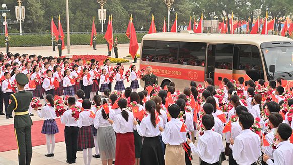 慶祝中國共產黨成立100周年&ldquo;七一勛章&rdquo;頒授儀式