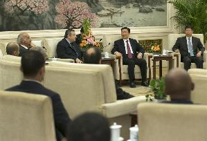 李源潮會見出席&ldquo;中國－阿拉伯國家政黨對話會&rdquo;的外方代表