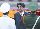 弧形&ldquo;包圍中國(guó)&rdquo; 安倍異想天開
